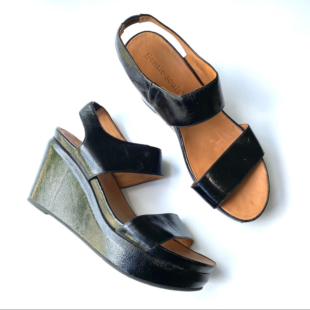 GENTLE SOULS Juniper Berry Patent Leather Wedges